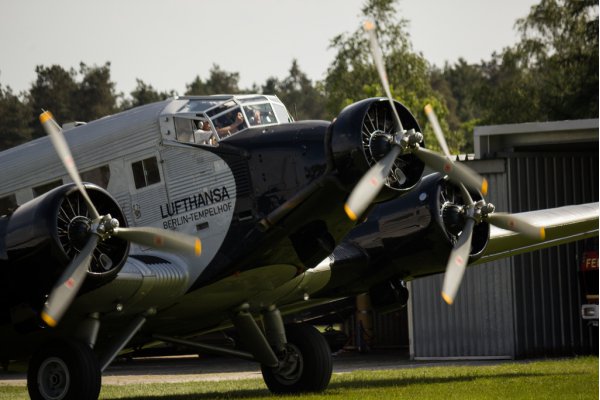 Junkers JU 52